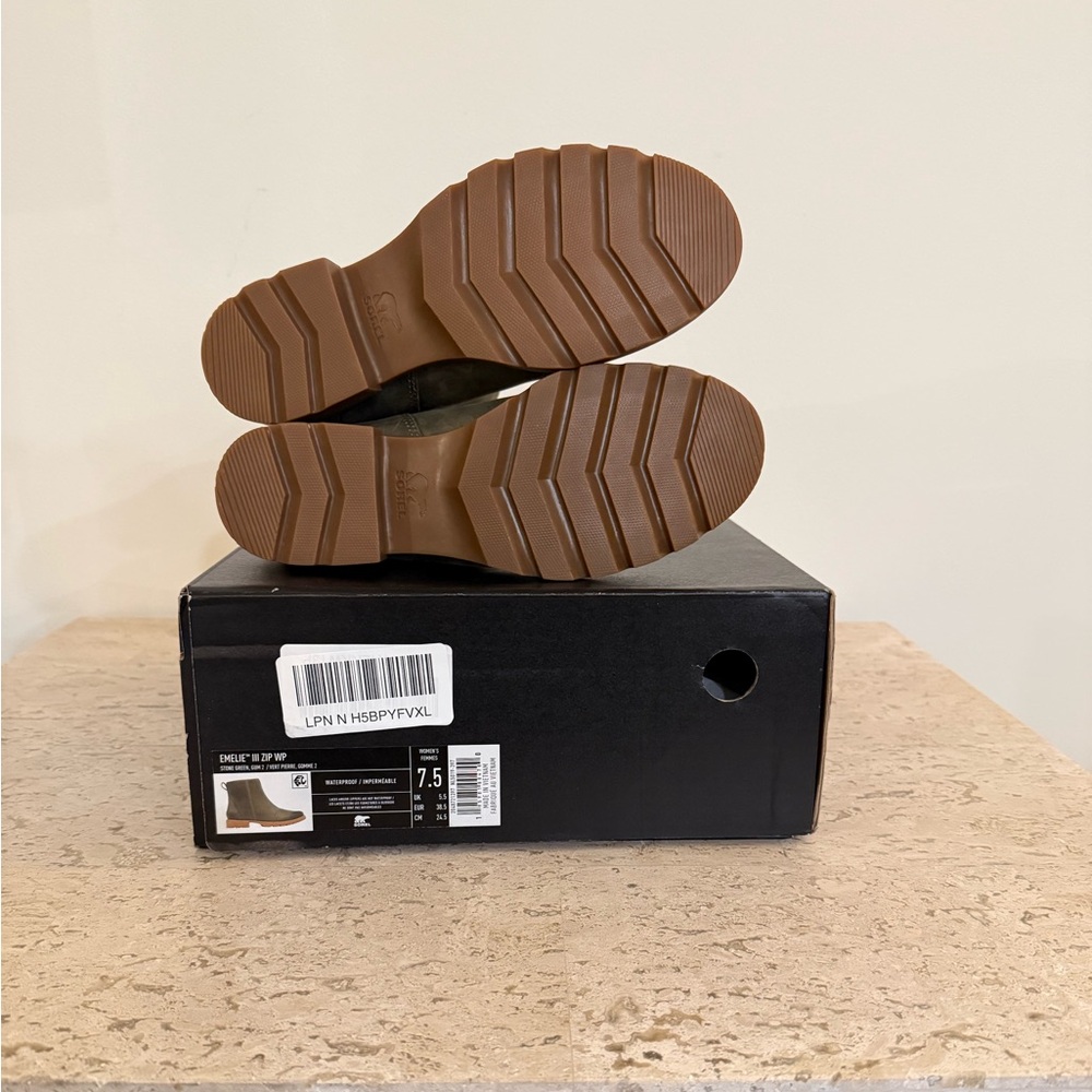 SOREL® Emelie III Zip WP Boots - Picture 14 of 16